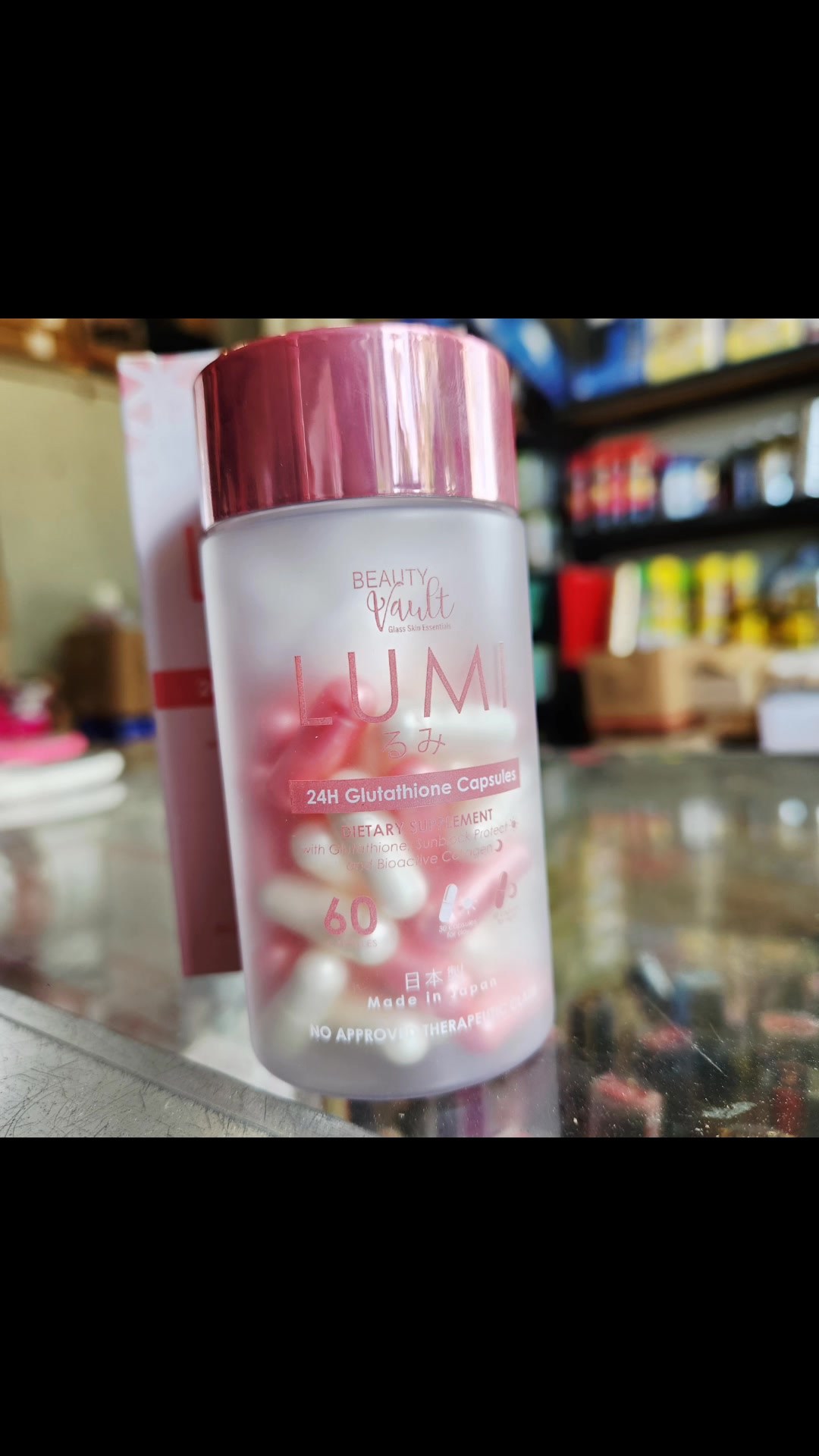 Your daily glow upgrade starts here ✨ Relumins Gluta 1000 is packed with reduced L-glutathione, alpha lipoic acid, and rose hips to help support a healthier you from the inside—revealing bri