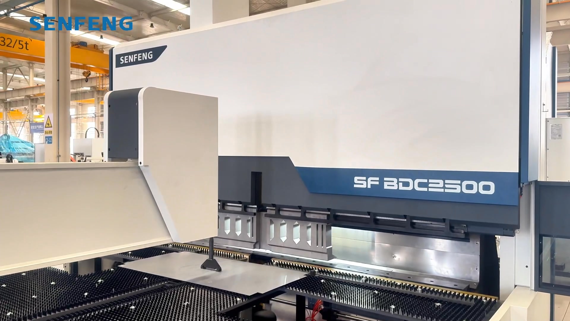 🔥 Fast, Clean & Precise Bending in ONE Shot! Our SENFENG BDC2500 Panel ...