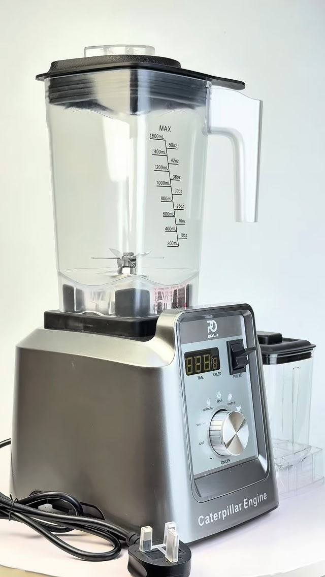Meet the Raylux 2-Liter Caterpillar Engine Blender. This is an everyday ...
