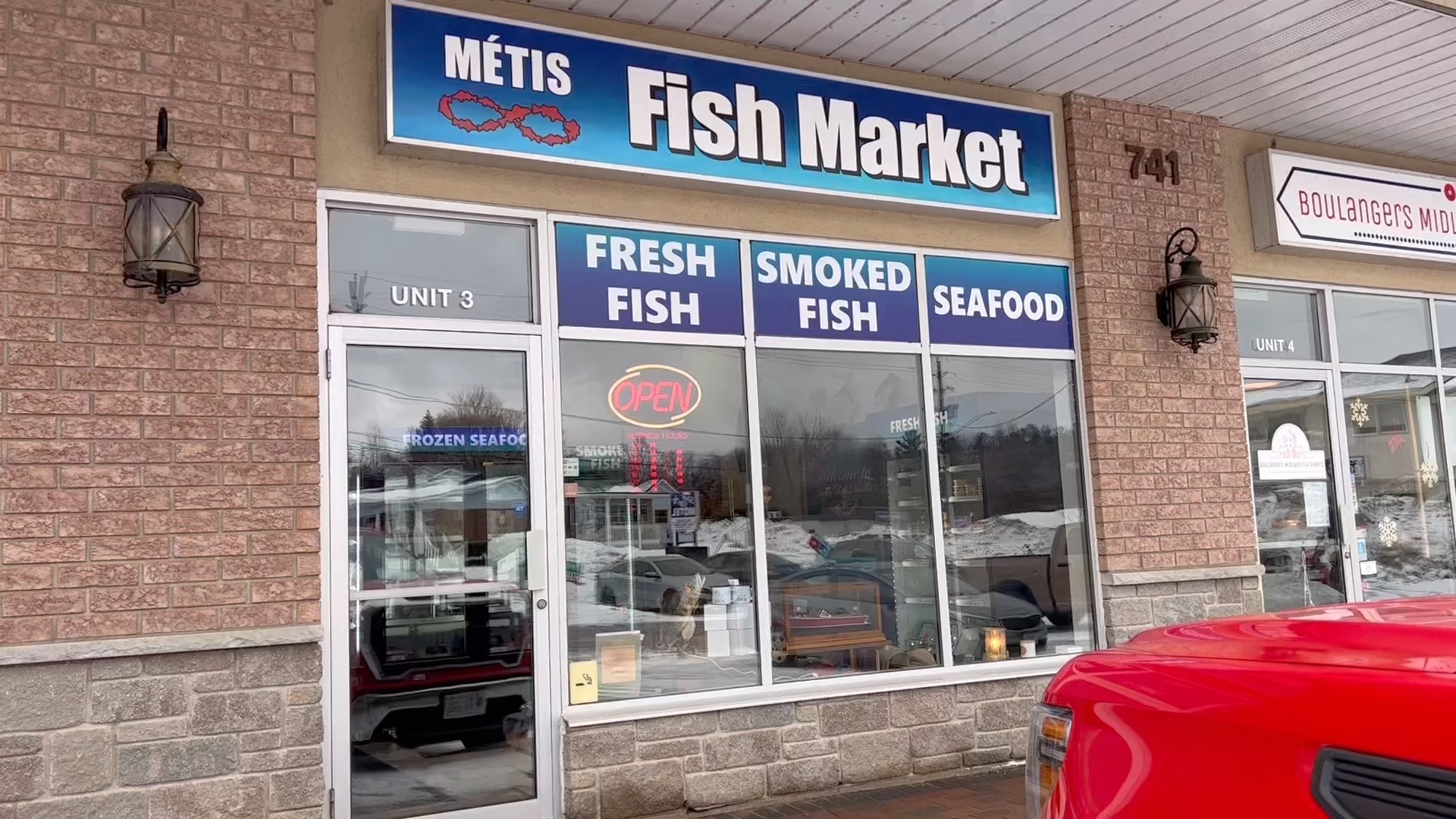 🐟 🐠 - Métis Fish Market