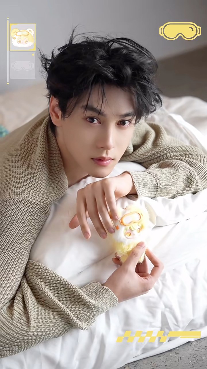 Tian XuNing x AYORTOYS shyshy ✨ | TIAN XUNiNG 田栩宁 Space