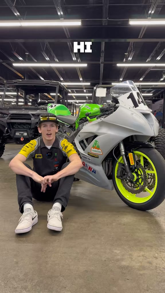 His race specced ZX-6R #zx6r #bikereview | Carly Osullivan