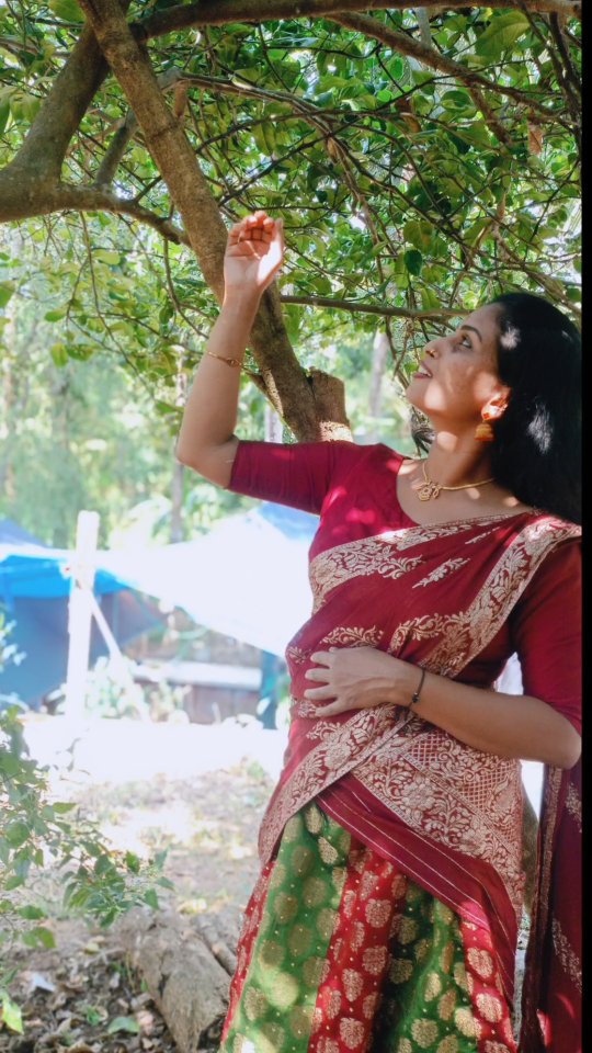 നാരകത്തിൻ ചോട്ടിൽ നിന്ന് 🤩😜💁‍♀️ #song#old#DRESS #instagram | Resmi ...