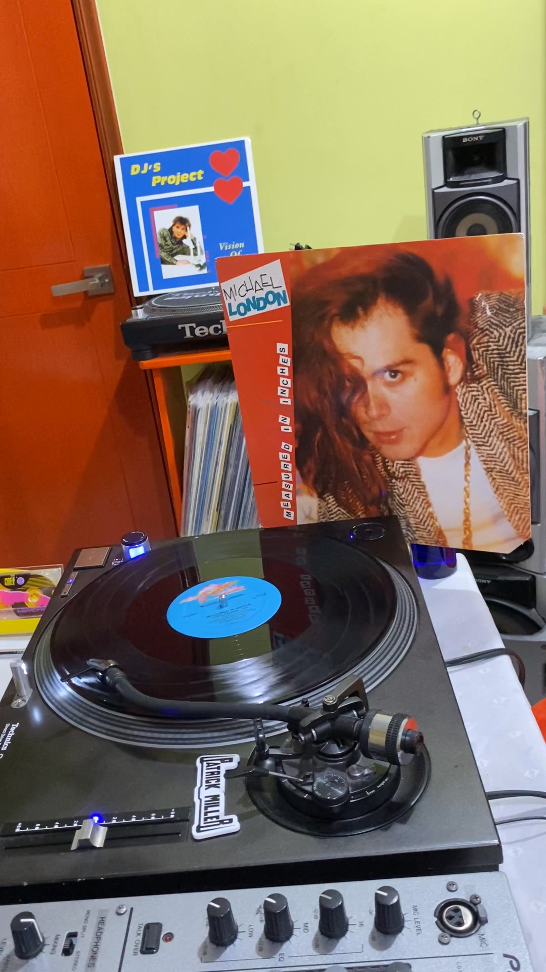 Michael London - Measured In Inches Dream Records, 1987.🪩 Un