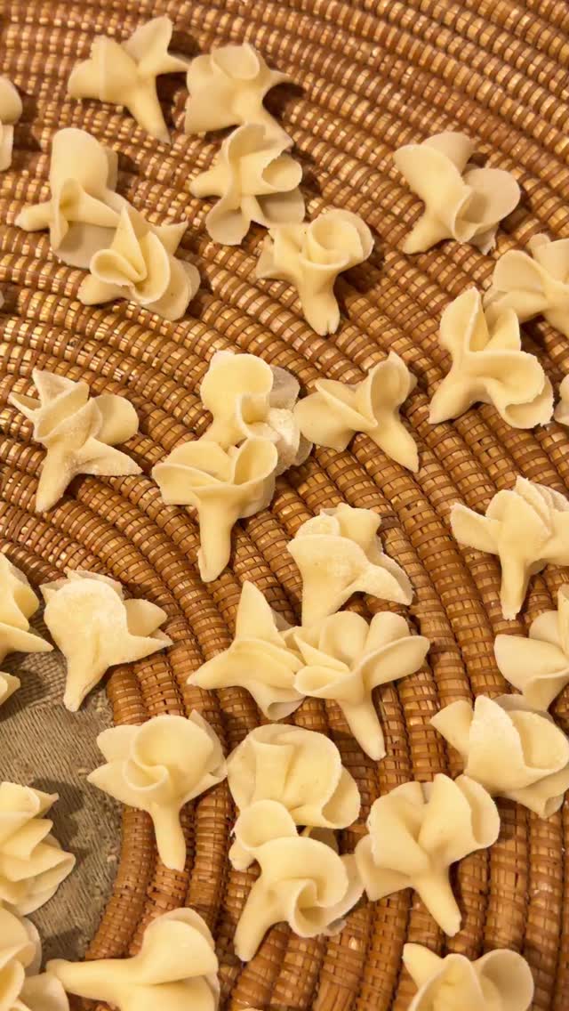 Il fascismo contro la pasta: storia di un divieto fallito. Mussolini ...