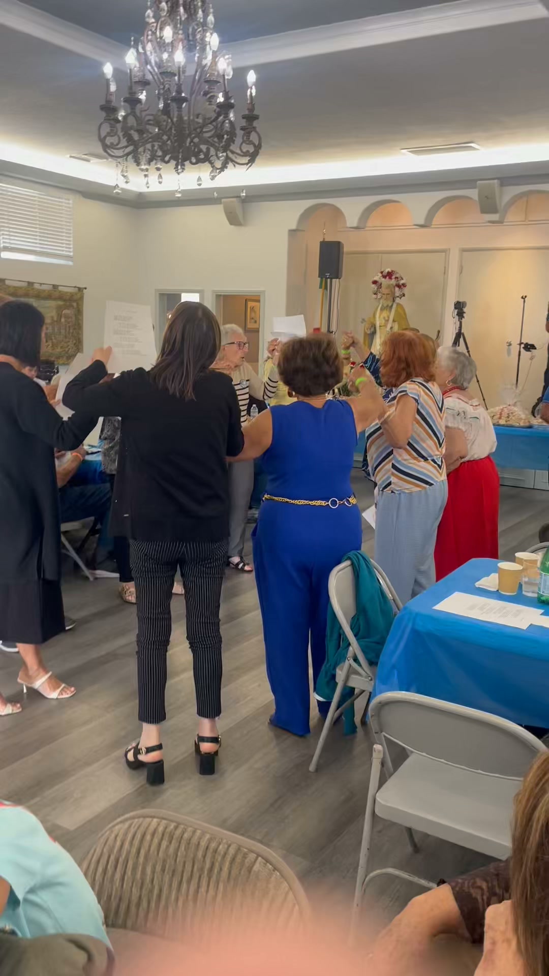 What a great day at the Italian American Club in San Pedro, we had a wonderful turnout for our annual San Pietro luncheon a special Thank You to everyone that came today and a very very Thank You to 