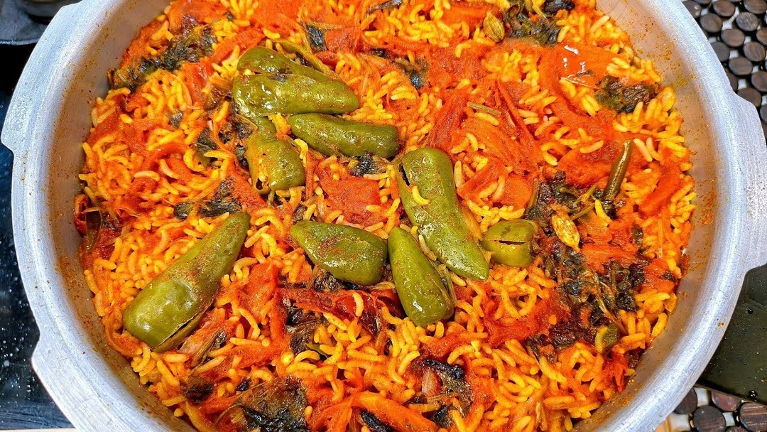 தகதகன்னு ஒரிஜினல் சுவையில் தக்காளி சாதம் Lunch க்கு செய்ங்க | Thakkali ...
