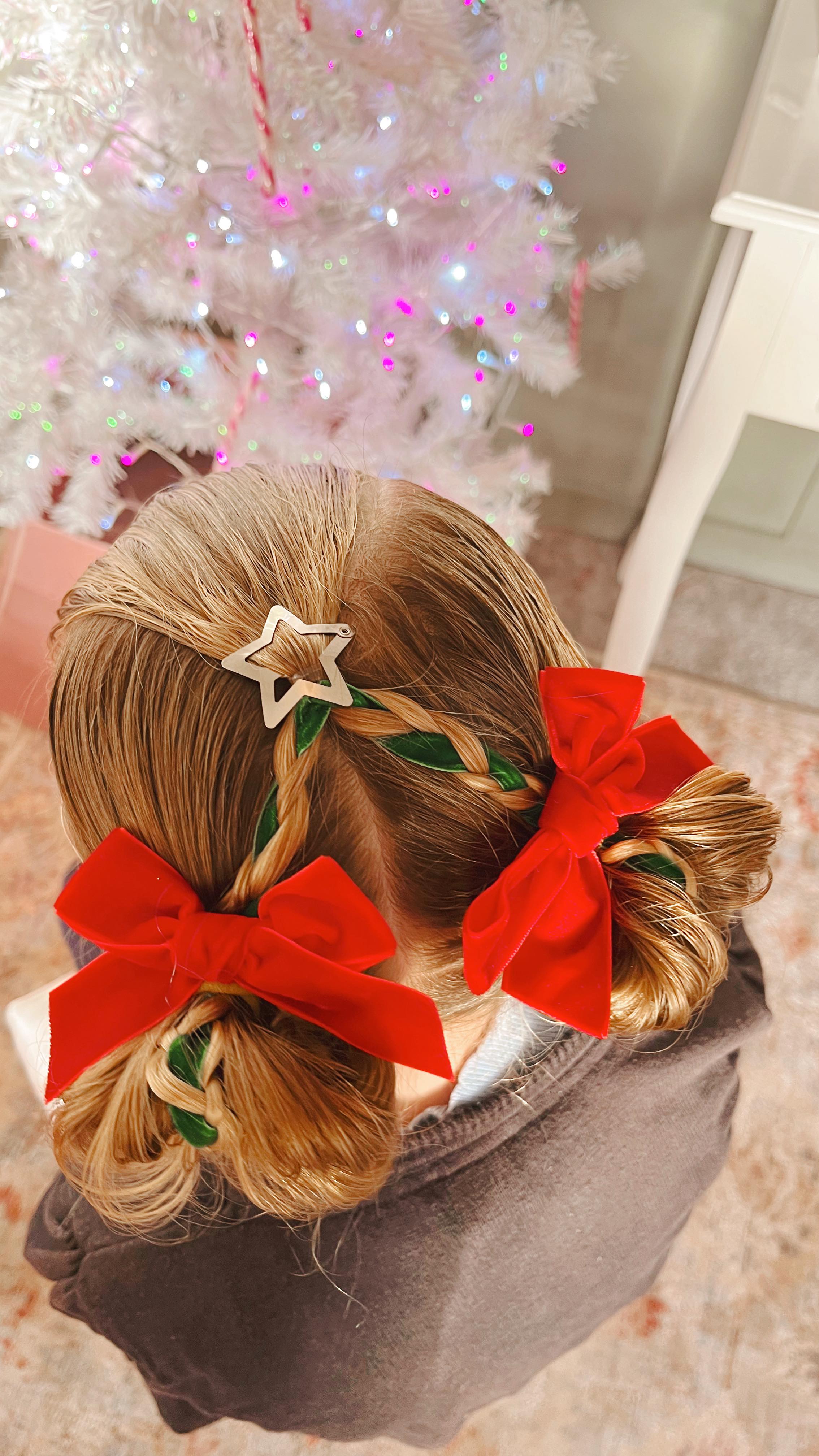 christmas hair dress Give this hairstyle a try for 🎄 cute christmas hairstyles easy