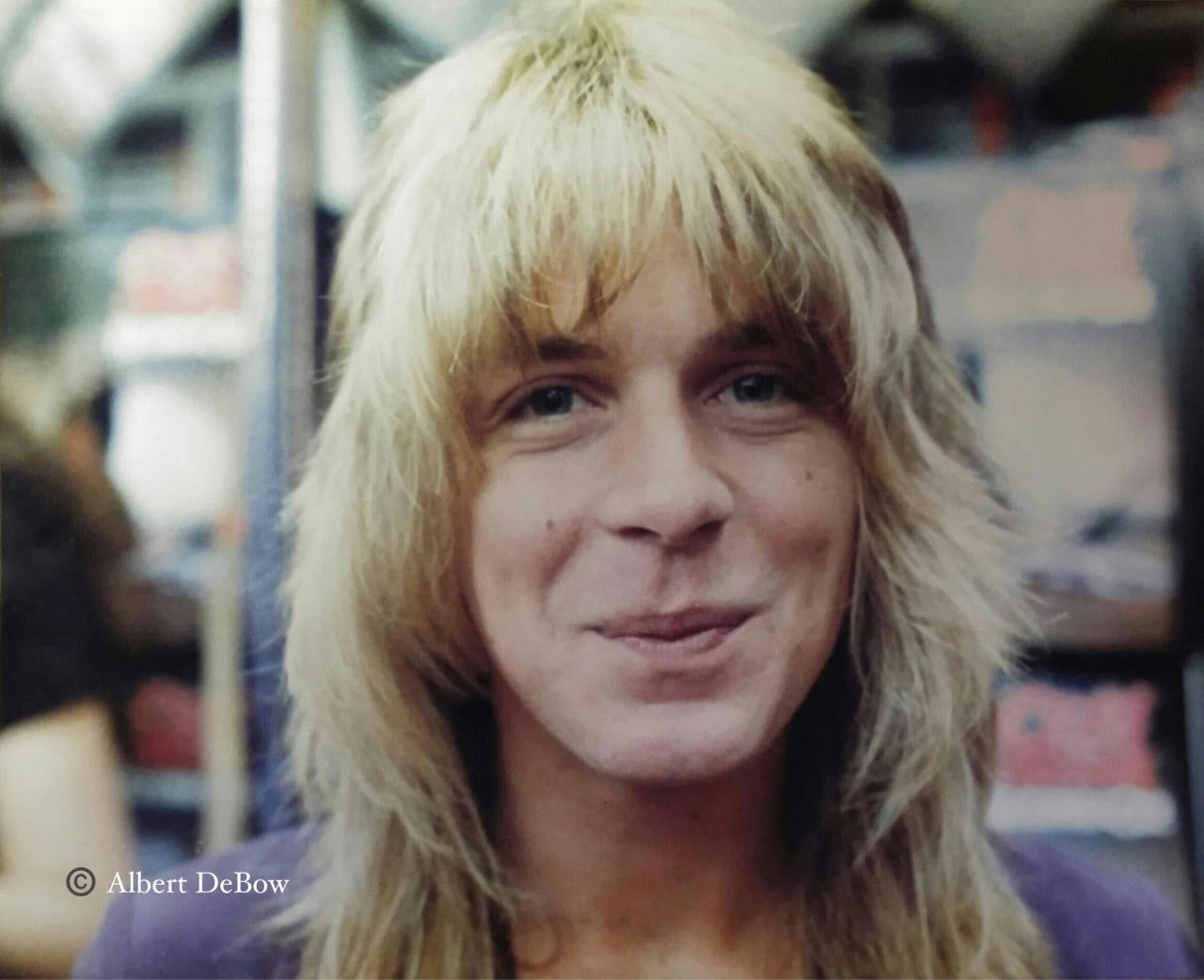 Randy Rhoads signing autographs on Blizzard of Ozz tour 1981