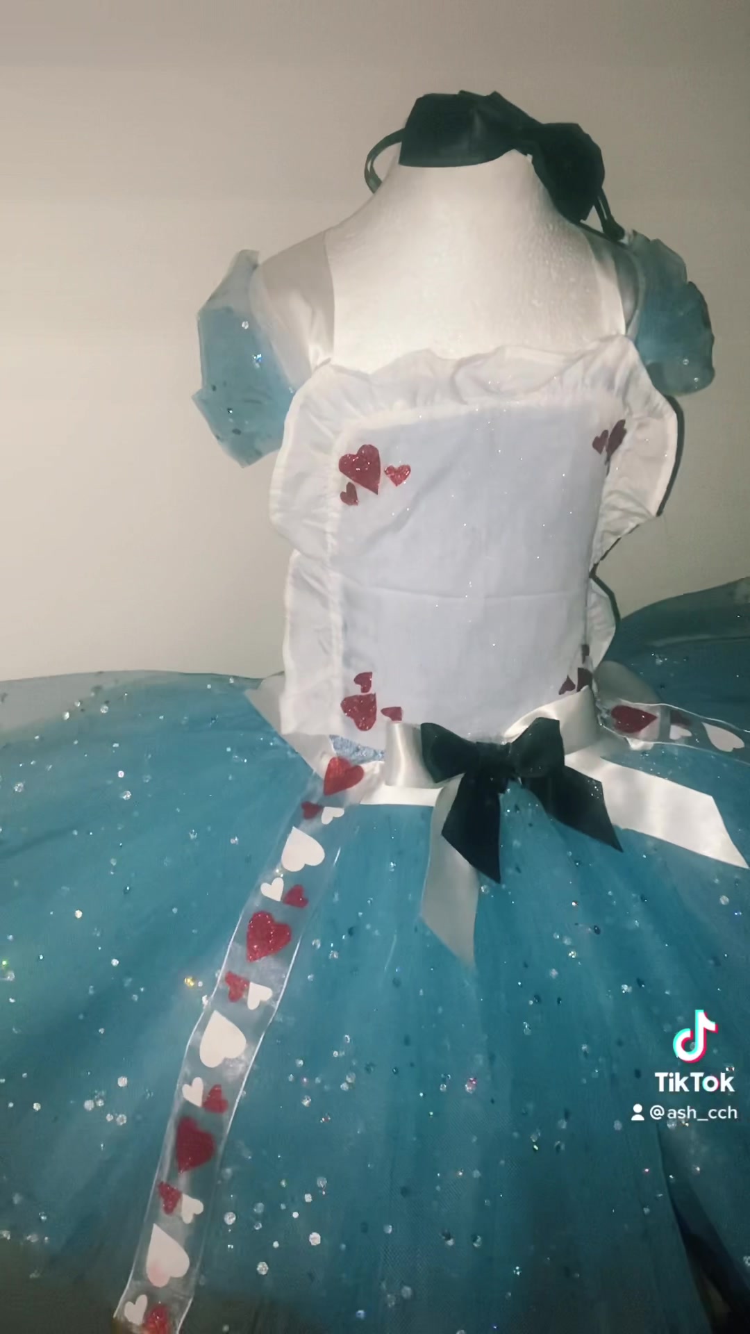 alice in wonderland inspired homecoming dress Daughter's themed outfit size-albina