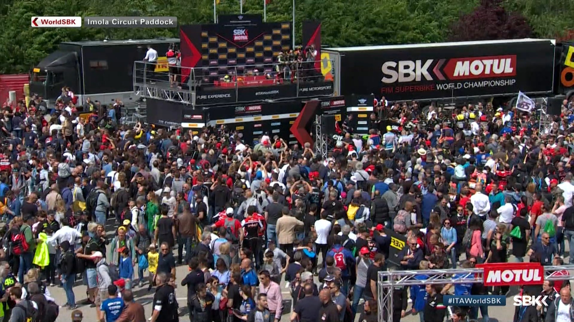 Welcome back to Imola! 🔙 We go down memory lane as Jonathan Rea
