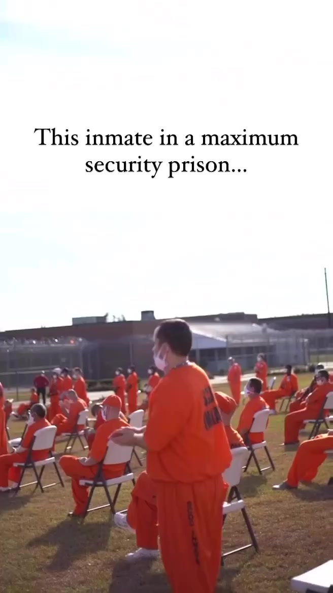 🙏🏼WATCH UNTIL THE END - inmate gives his life to Jesus. During a ...