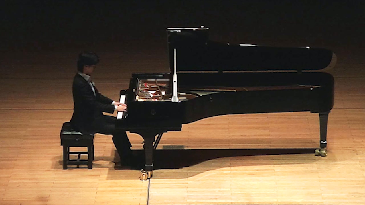 Kotaro Fukuma 福間洸太朗 (@kotarofukumapianist) • Facebook