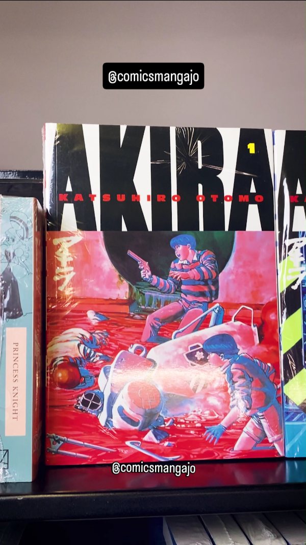 AKIRA漫画 1-6巻 + DVD ＋アートブック＋フィギア AKIRA漫画 1-6巻 + DVD ＋アートブック＋フィギア Akira 1-6 Complete