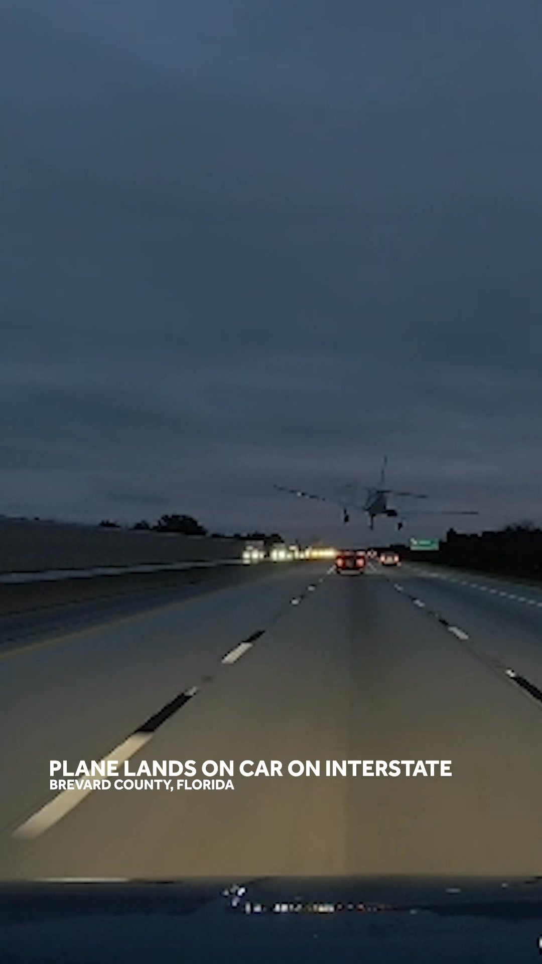 Video shows the dramatic moment when a plane collided with a car ...