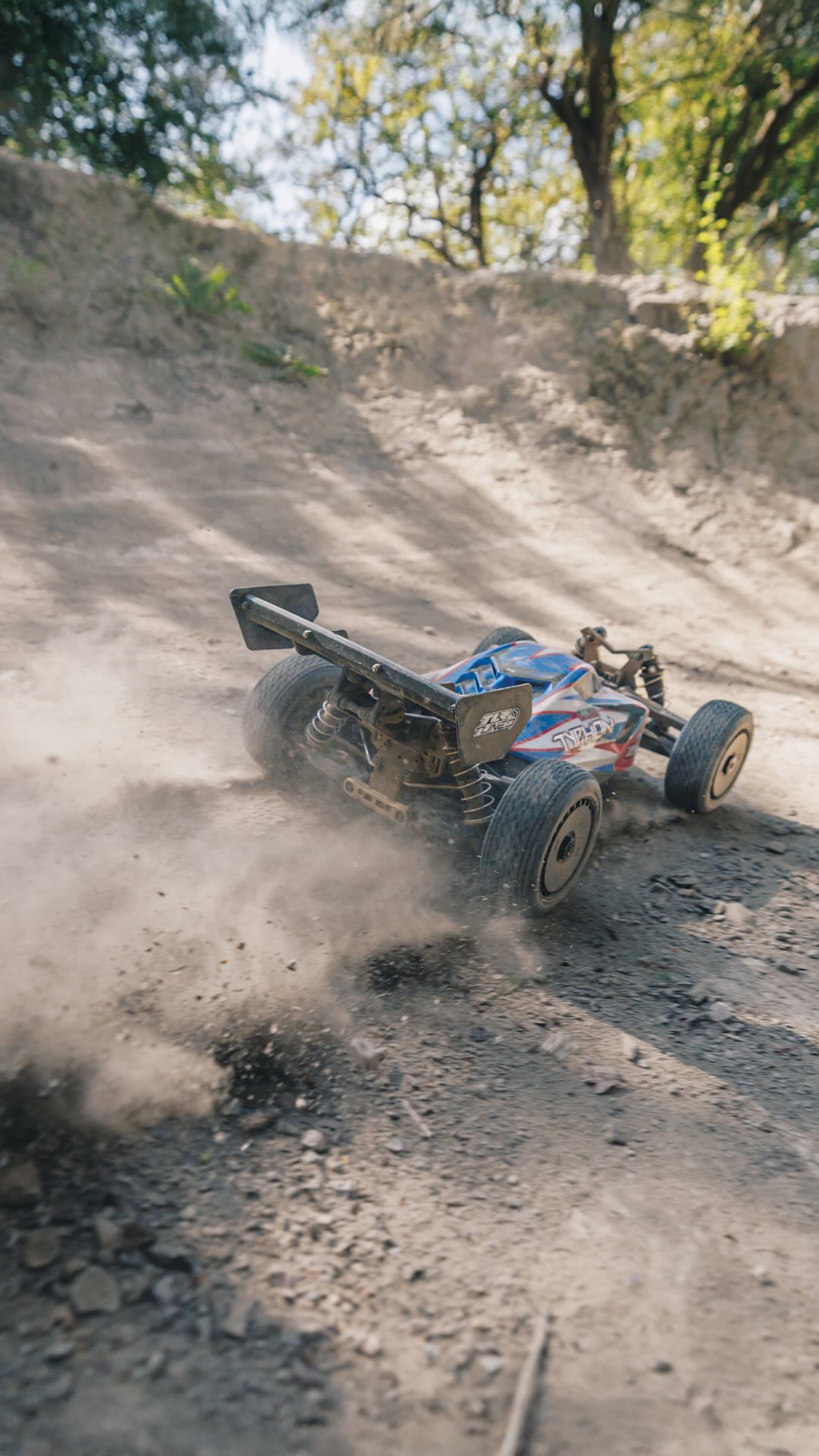 The ARRMA TLR Tuned TYPHON, when bashing meets track performance! 💥 ...