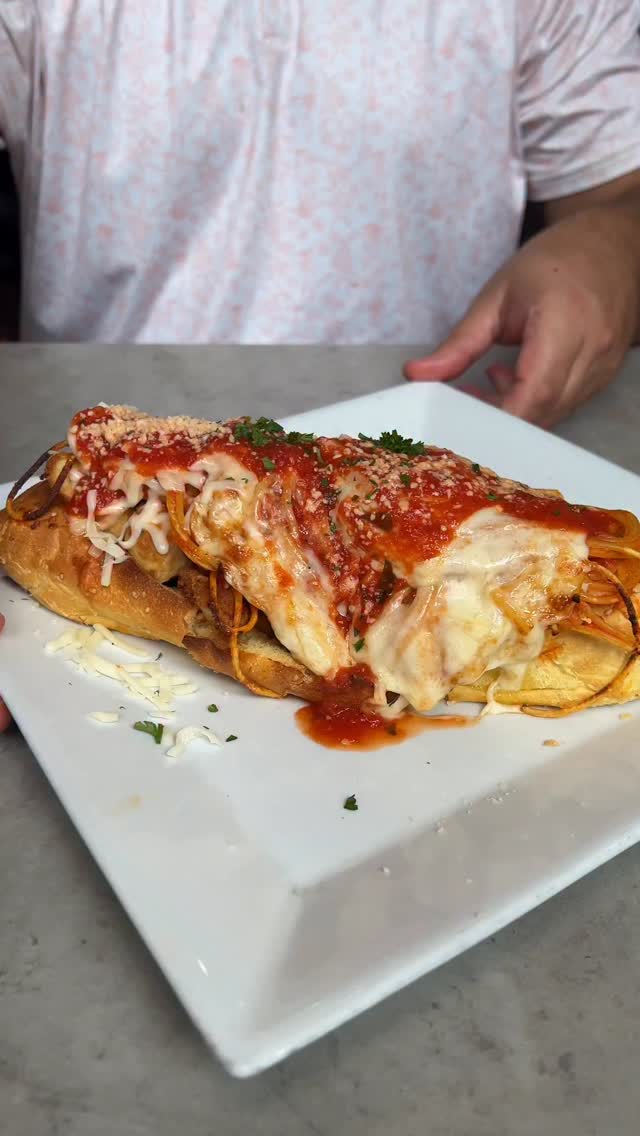 🍗 🧀 🍝 The HOLY RAVIOLI…the sandwich 🥖 that stops time‼️ 🔥🔥🔥 # ...