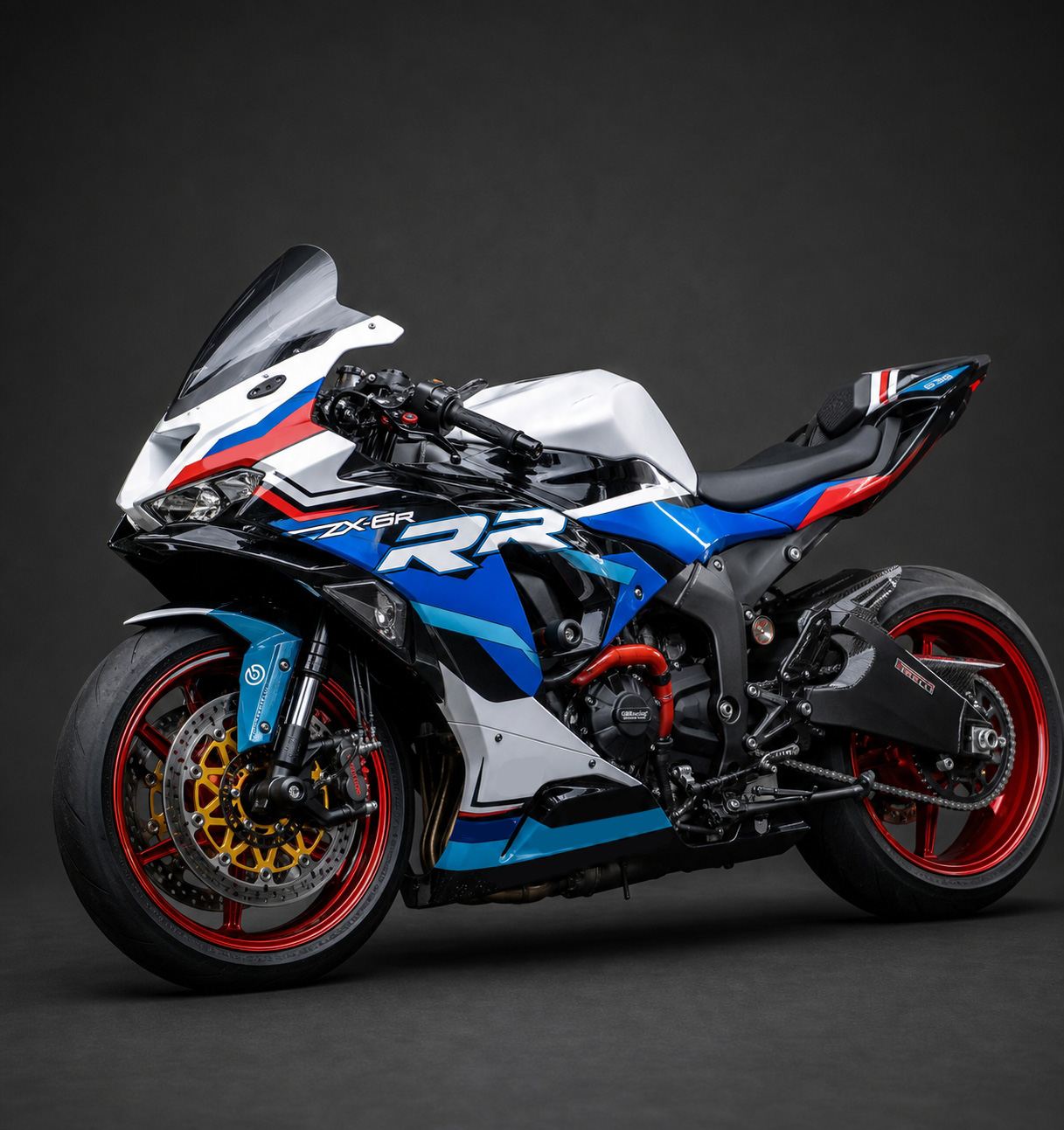 2026 Kawasaki ZX-6R in pearl robotic white/metallic spark black