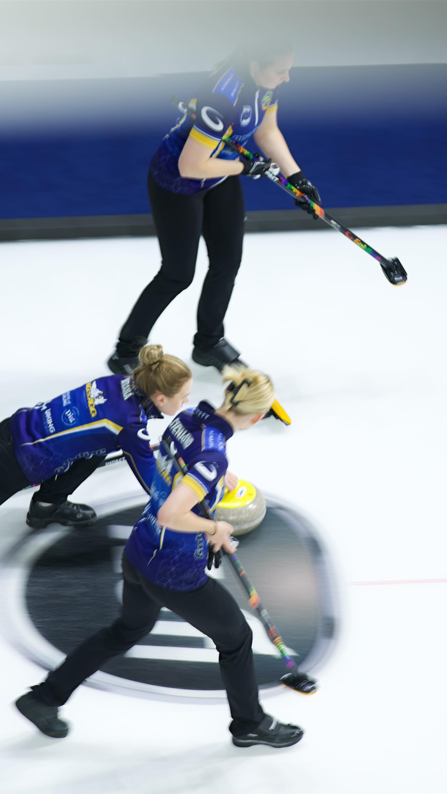 She sticks it perfectly in the house, and the commentator can’t believe ...