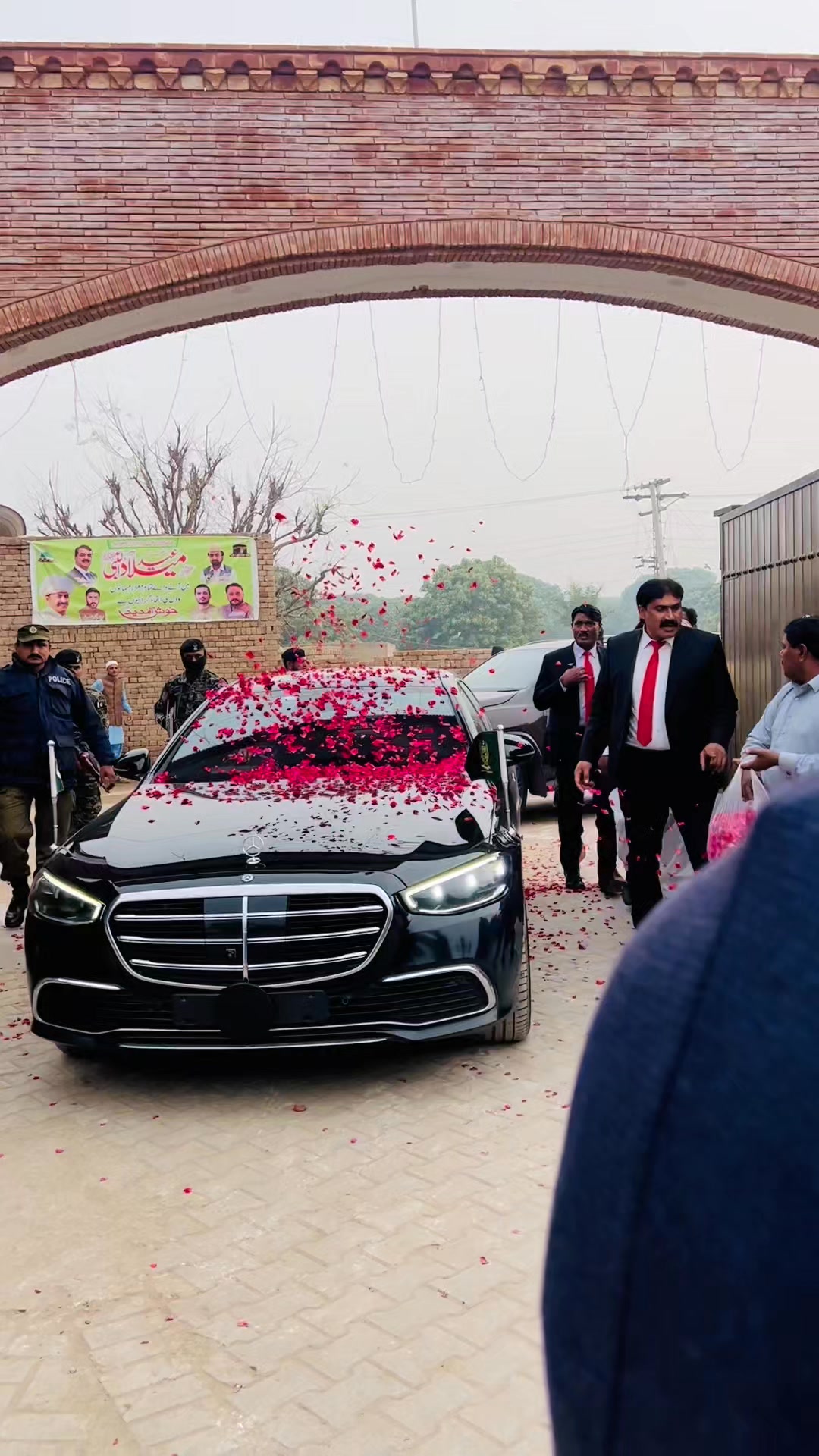 Yousaf Raza Gillani Fanss on Reels | Facebook