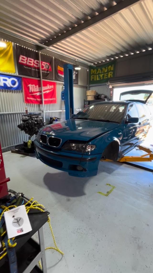How good is this blue! Lagoona Seca blue E46 touring (only one spec’d ...
