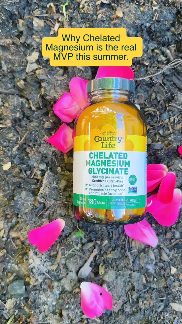 Active summer days call for the right support. 🧗‍♀️ Our Chelated Magnesium helps your body, your heart health* and relaxes tired muscles after a long day of fun. Formulated for easy absorption so you 