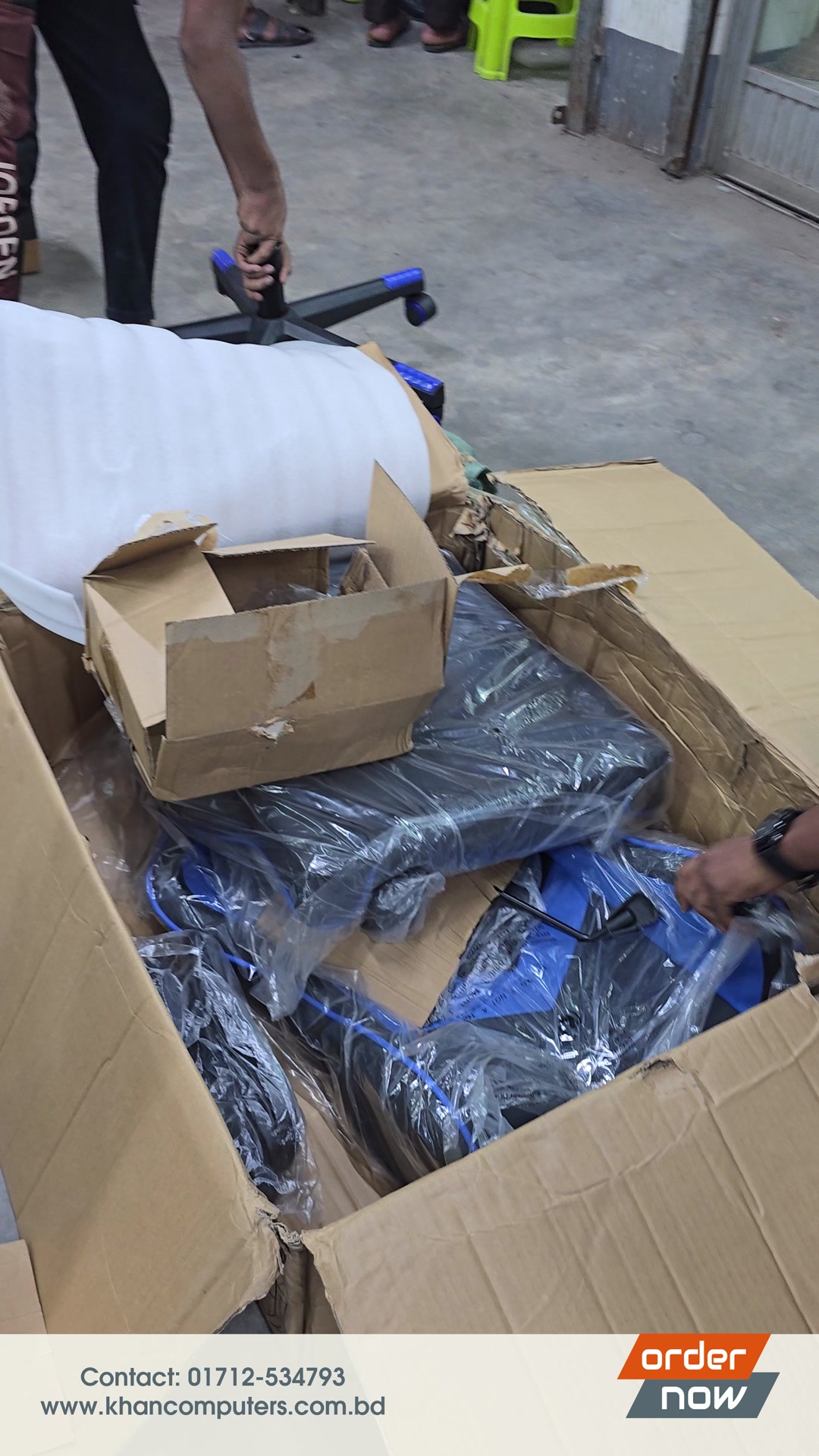 Premium Gamming Chair || Gamming Chair Unboxing || Khan Computers 2025 ...