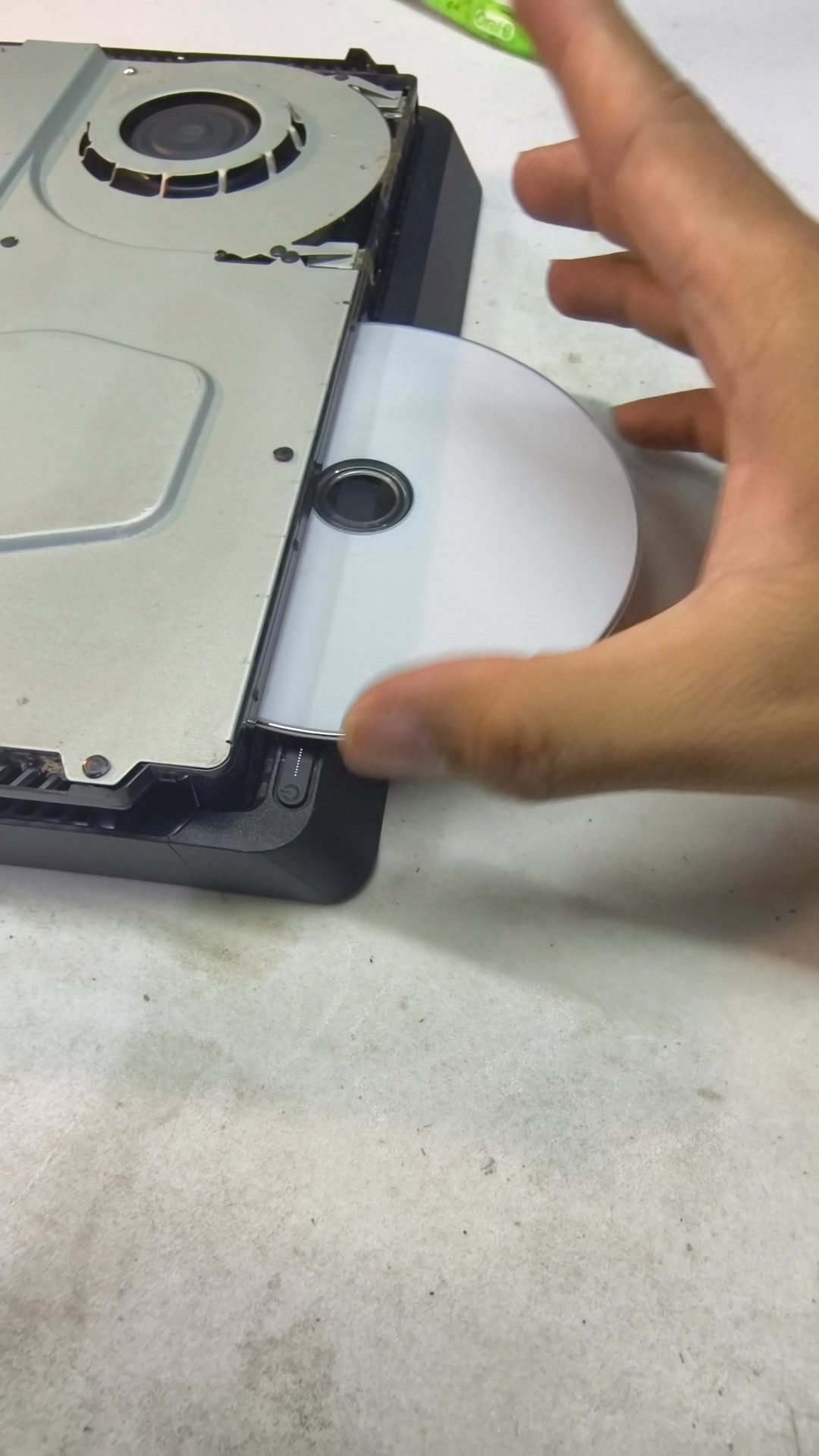 ps4 slim BD rom rusak jadi tidak bisa di hen BD-J. solusi bongkar BD ...