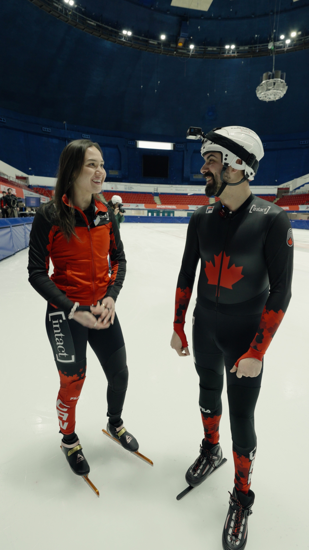 Vous êtes-vous déjà demandé comment c'était, le patinage de vitesse? 🤔 ...