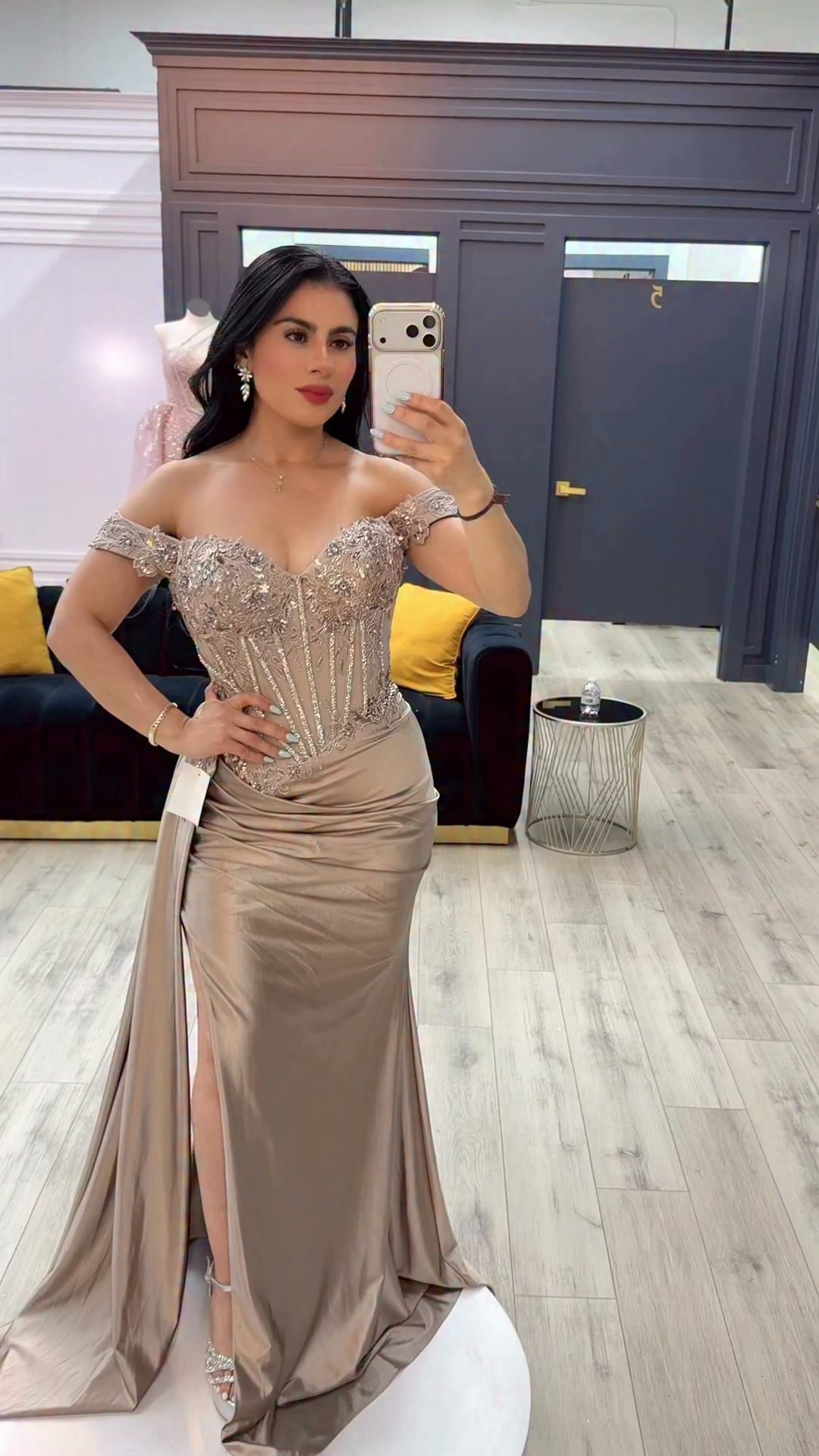 red glitzy dress Sequin Evening Gown 2025 Glitter Prom Sleeveless Sequins For – Msikoods Official Store Indi White Crochet Lace product_family:BEBE1208 Size:11/45 Mermaid Style Fabric