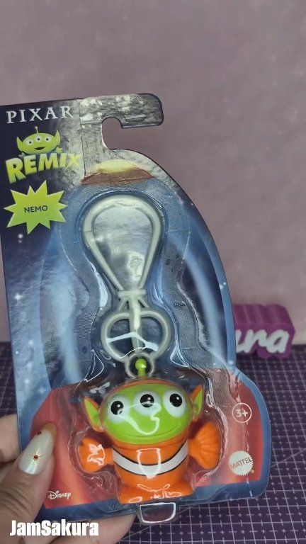 Pixar Remix Green Aliens Toy Story Keychains 🥰 #dollaramacanada