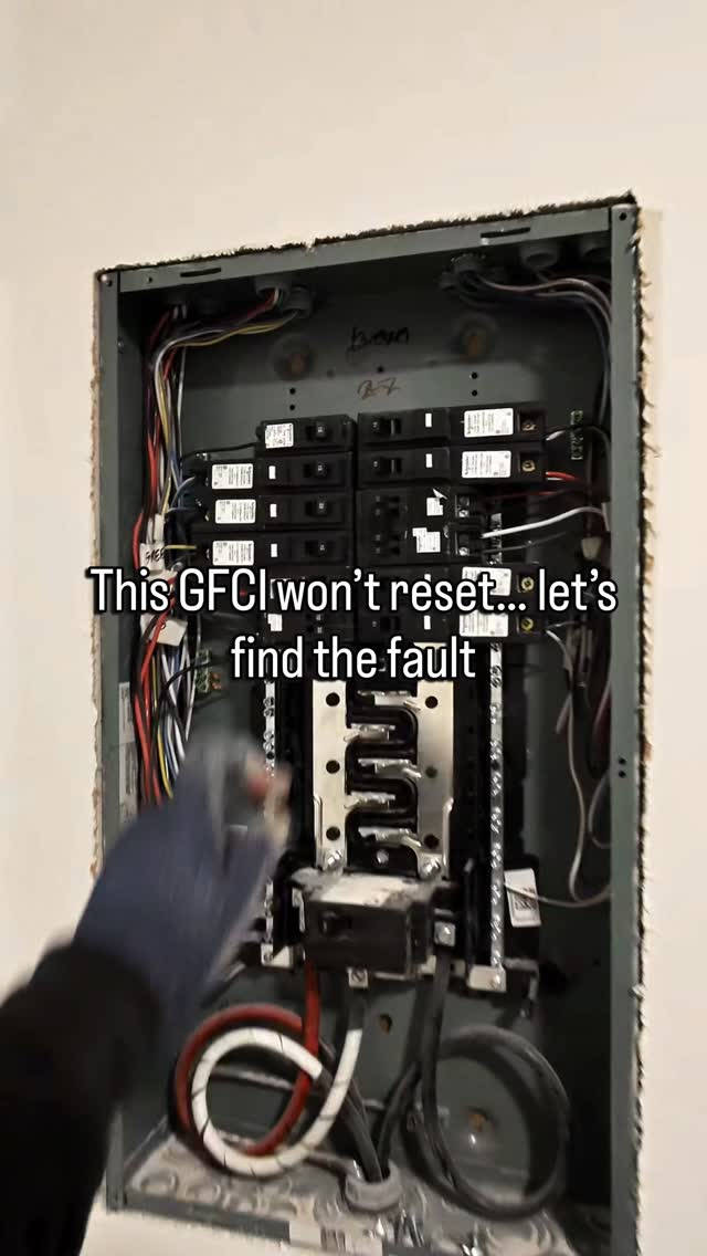 Let’s fix it. #electrical #electrician #bluecollarlife #shorts # ...