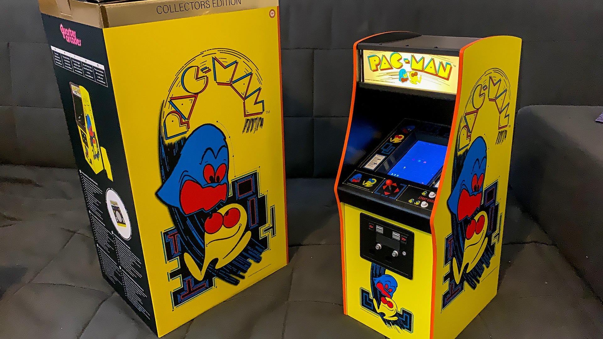 Here's our review of the new 1/4 Scale Replica Pac-Man Arcade