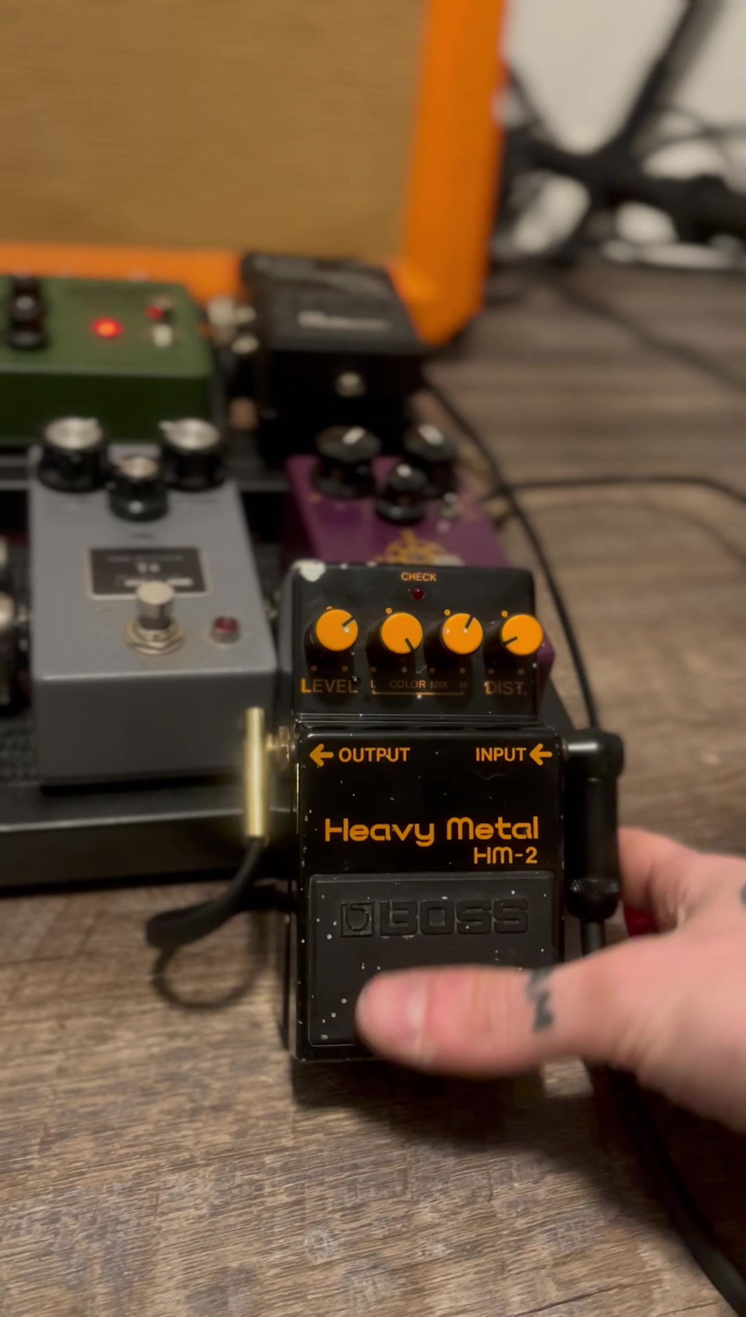 Boss HM-2 vs DS-1 through Peavey 5150