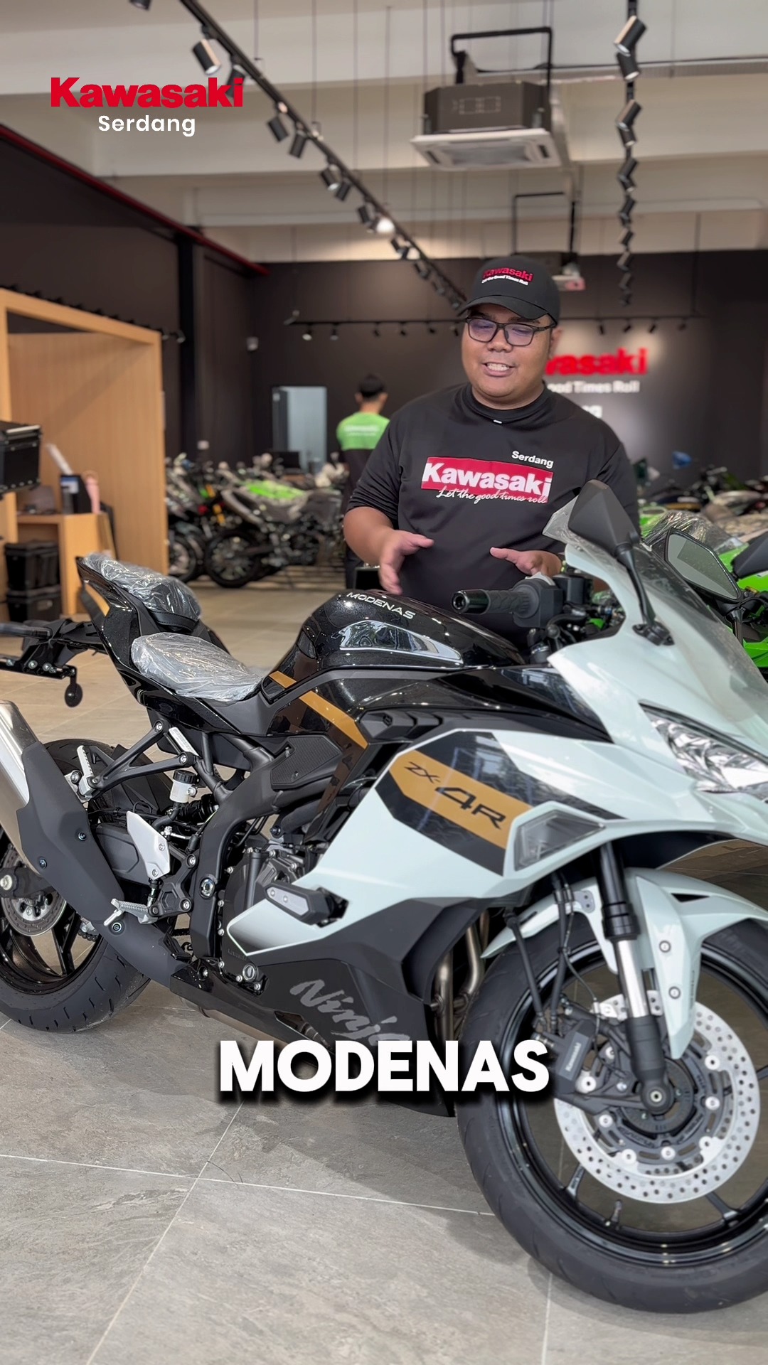 Unleash the Ultimate Thrill!💥 The all-new Ninja ZX-4R SE and