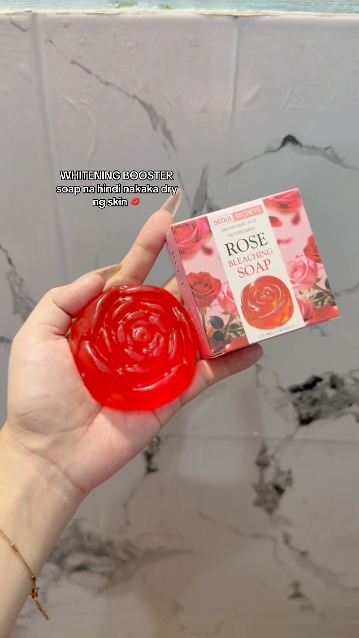 ✨ DS Black Soap ✨ Brighten. Moisturize. Renew. ⚫✨ Give your skin a fresh, radiant boost with Diana Stalder Black Soap. Its cleansing formula helps wash away impurities while Arbutin and Glycerin