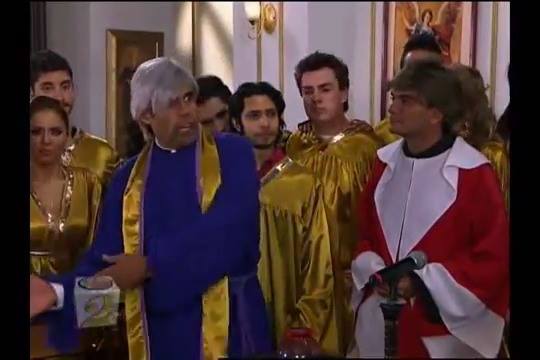 ¡El Padre Ramón vs El Padre José! | Distrito Comedia