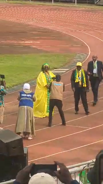 Finale de la Coupe du Cameroun 2025 : le duel se dessine. La Colombe du ...