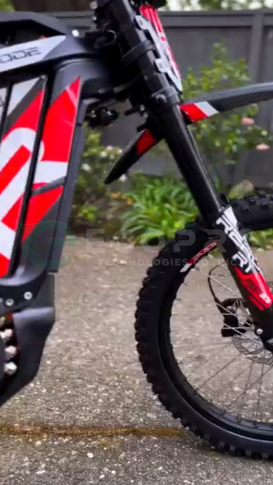 🔥NEW UNIT ALERT at ECOPRO🔥 Conquer the road with the RERODE R1 built ...