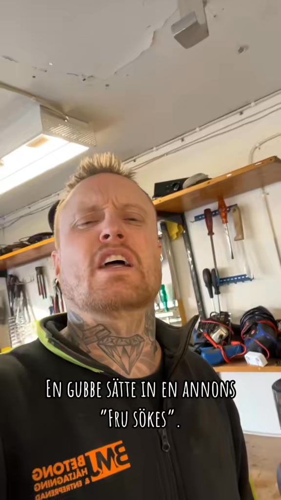 Gubben med annonsen #fypシ #följförmer #humorsketch #fyp #roligt #humor ...