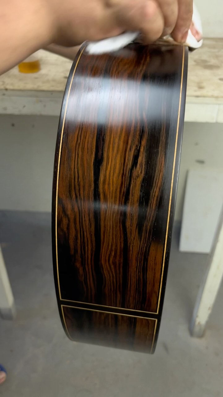 1st coat of shellac finish Autoral model noehands Brw and sinker red ...