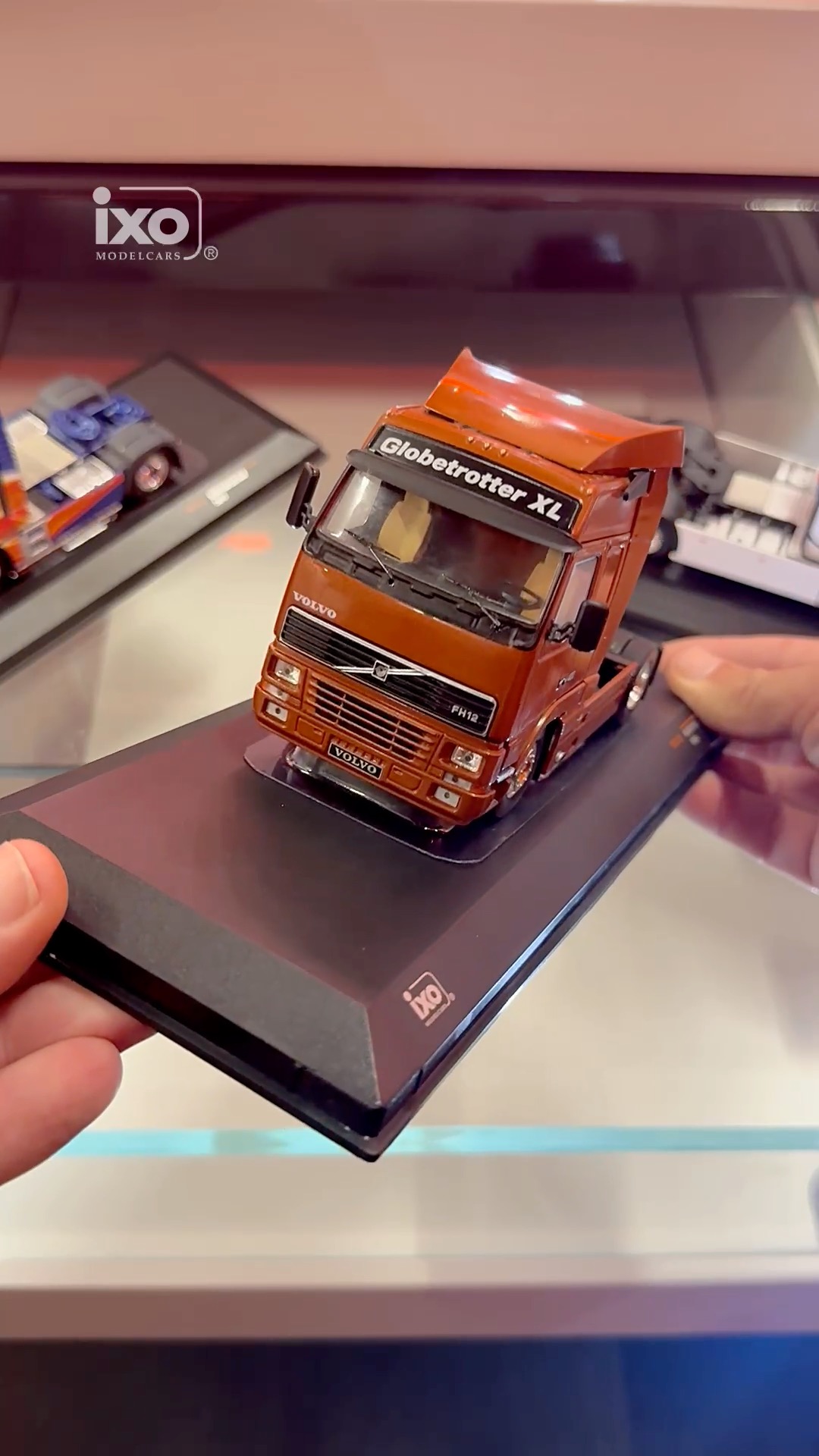 🚛💨 Sneak peek at some more of our upcoming 1/43 scale semi-truck