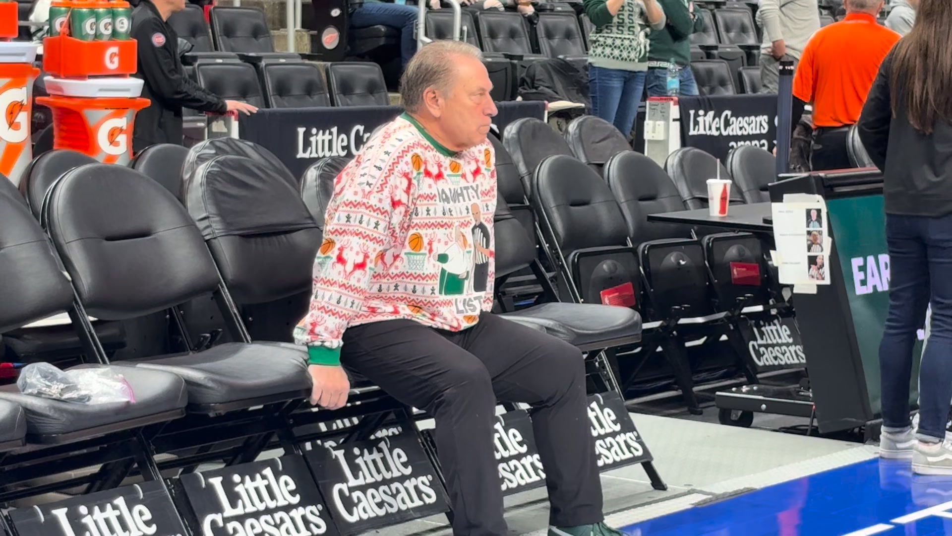 Tom Izzo and Oakland coach Greg Kampe continued their tradition of