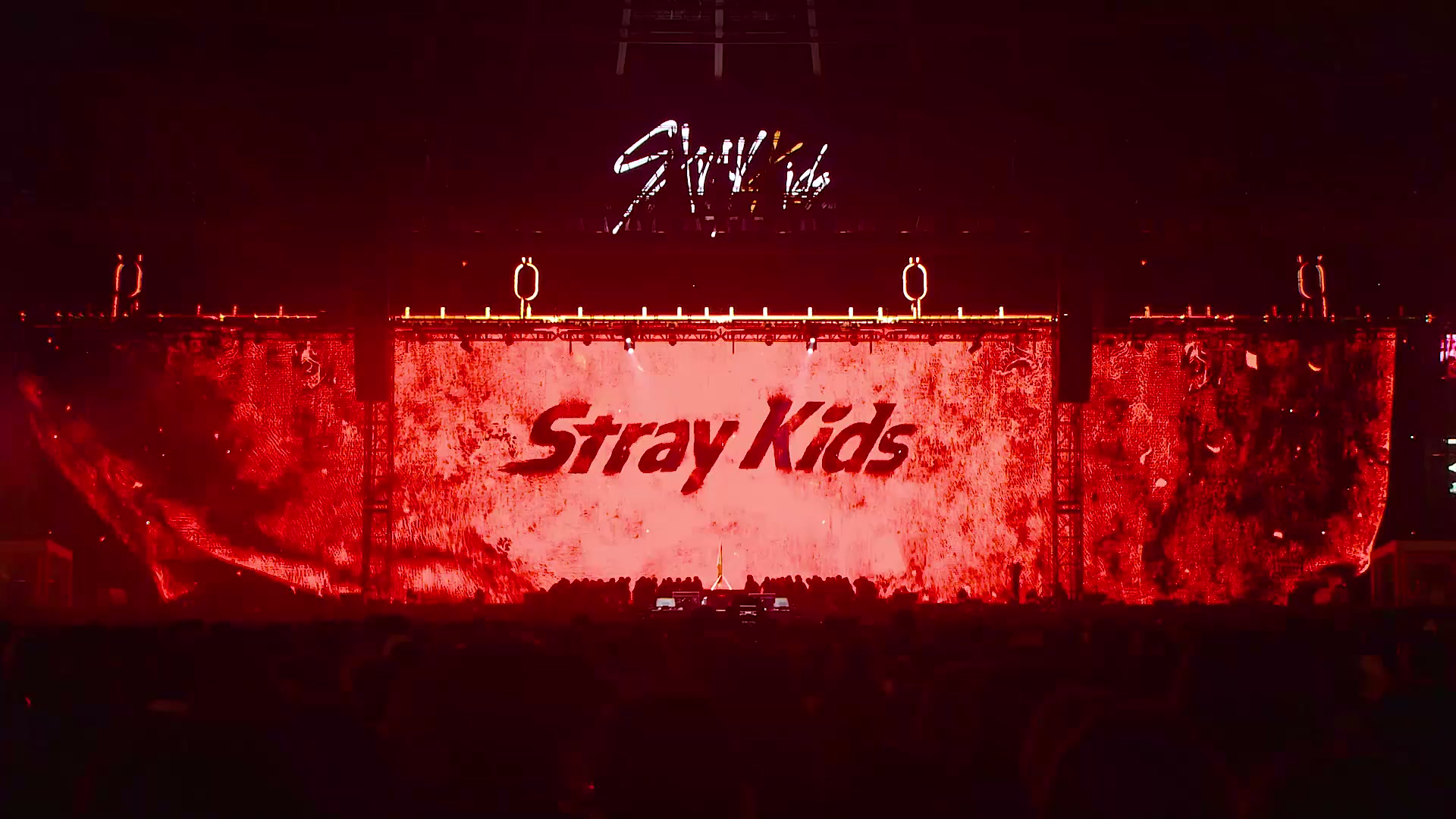 Stray Kids 