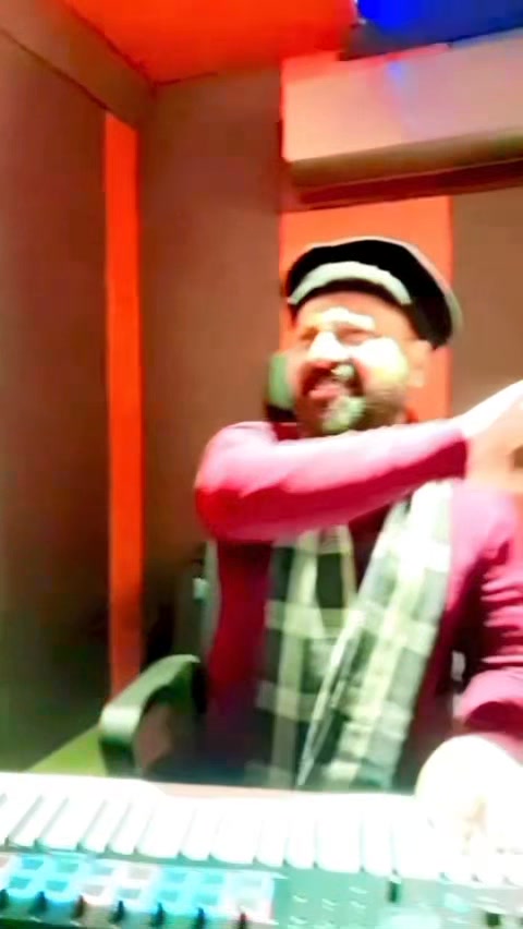New Zaboor mashup .. with Mehboob Gill Sahab, Pst Obaid Sadiq Sahab ...