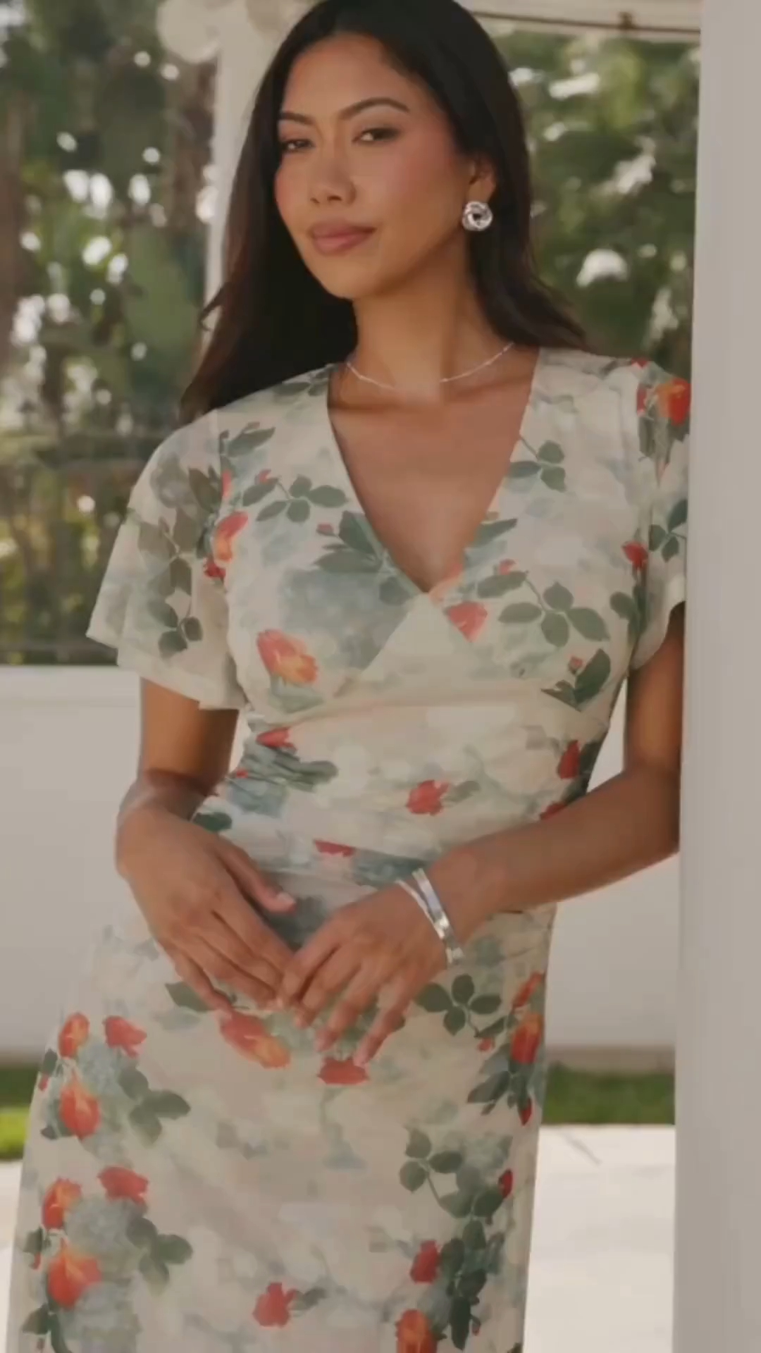 Designed exclusively by Baltic Born, made for moments you'll remember. ✨ Thoughtfully crafted with quality fabrics, flattering fits, and beautiful details, this is the kind of dress that makes confidence come naturally