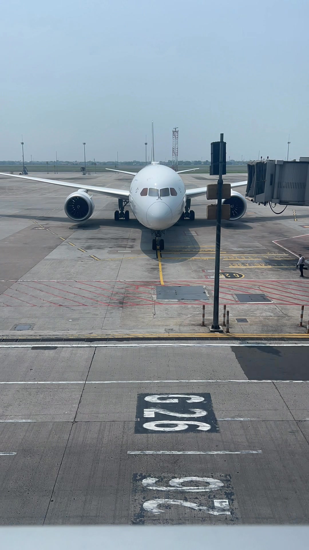 TPE-CGK BR-237 B787-9 B-17889 Jakarta Soekarno Hatta Int'l Airport