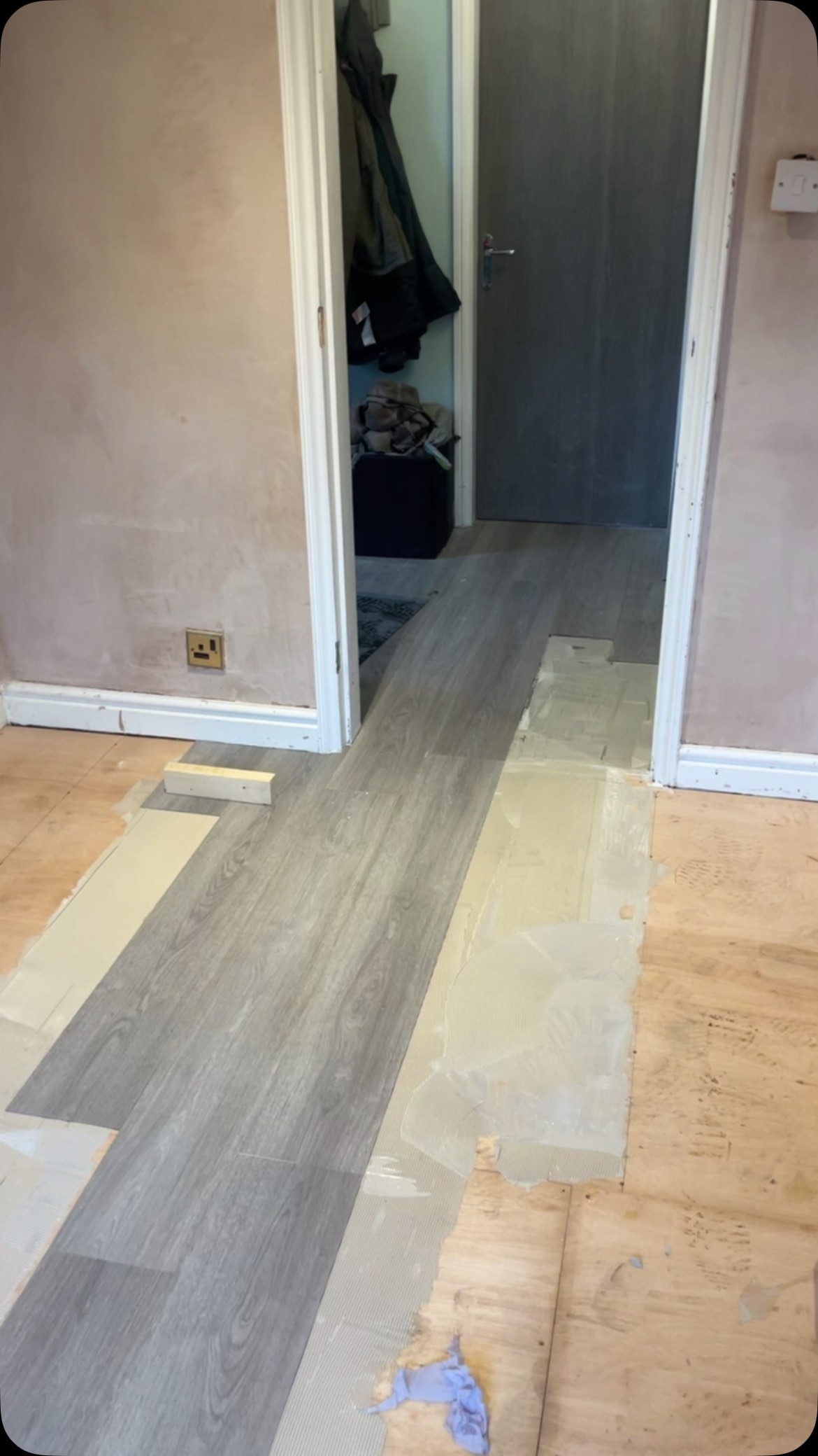 EFM Plastering & Building Ltd