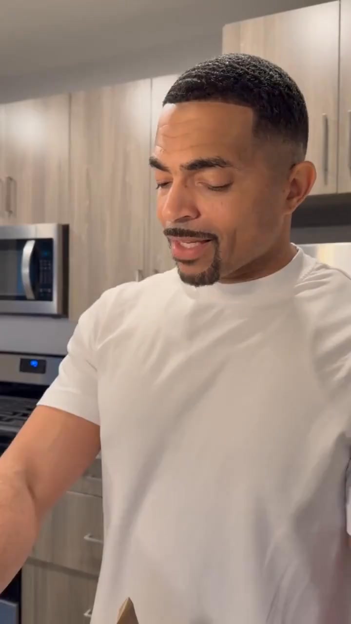 Anthony calls Zashery low down for living with Brodie and his ...