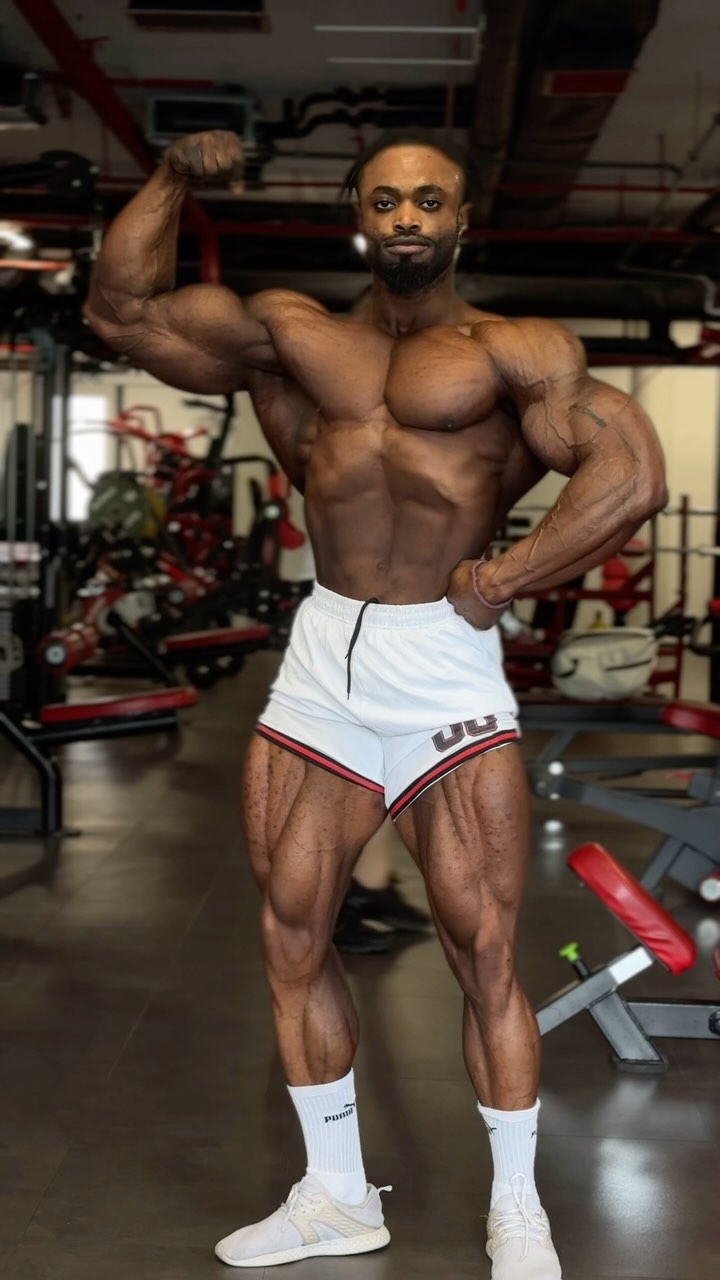 Il posing nel bodybuilding non è solo mostrare il fisico, è raccontare ...